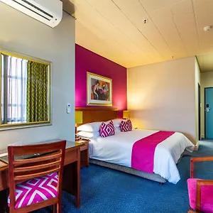 https://cape-town-lodge-hotel.hotels-capetown.com