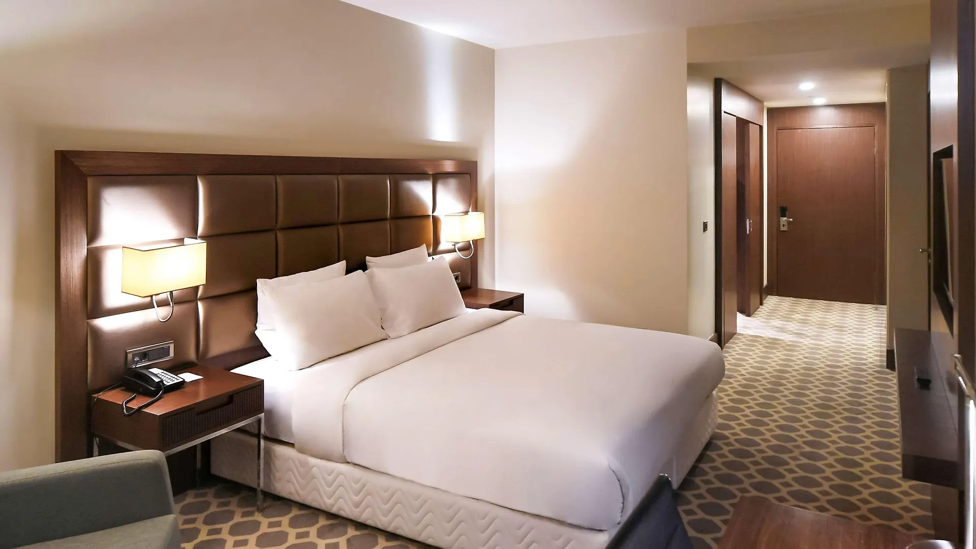 Mercure Istanbul West Hotel & Convention Center