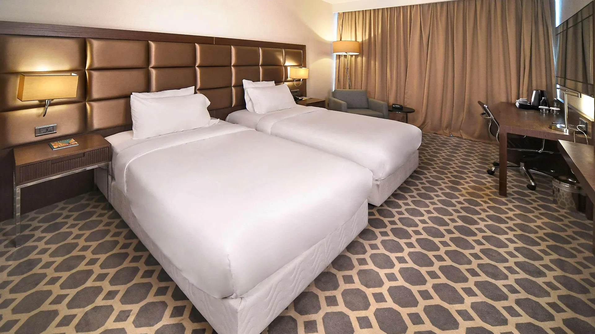 Mercure Istanbul West Hotel & Convention Center